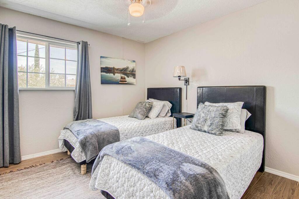 Villa My Cozy Duplex A In The Heart Of West Side El Paso Exterior foto