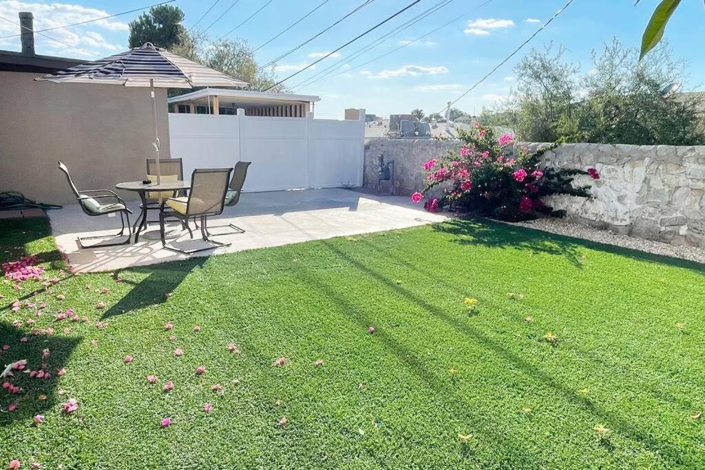 Villa My Cozy Duplex A In The Heart Of West Side El Paso Exterior foto